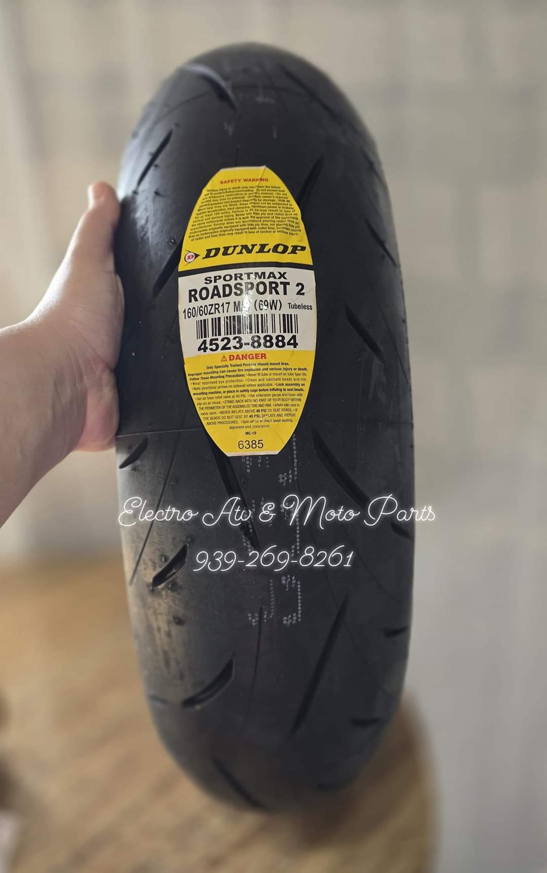 Dunlop Tire Roadsport 2